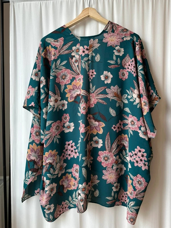 Maurices narzutka kimono w kwiaty