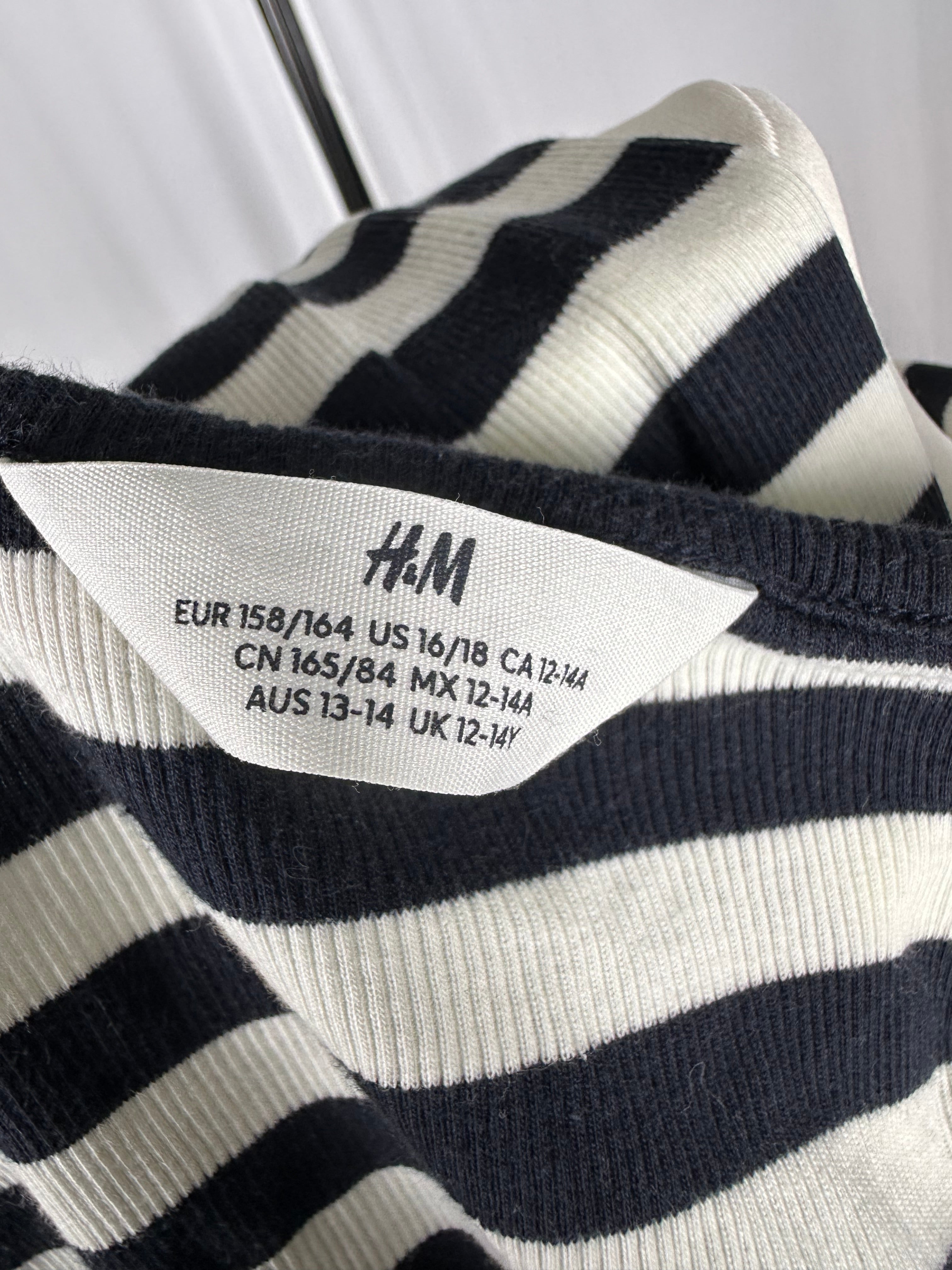 czarno-biały prążkowany kardigan cropped h&m