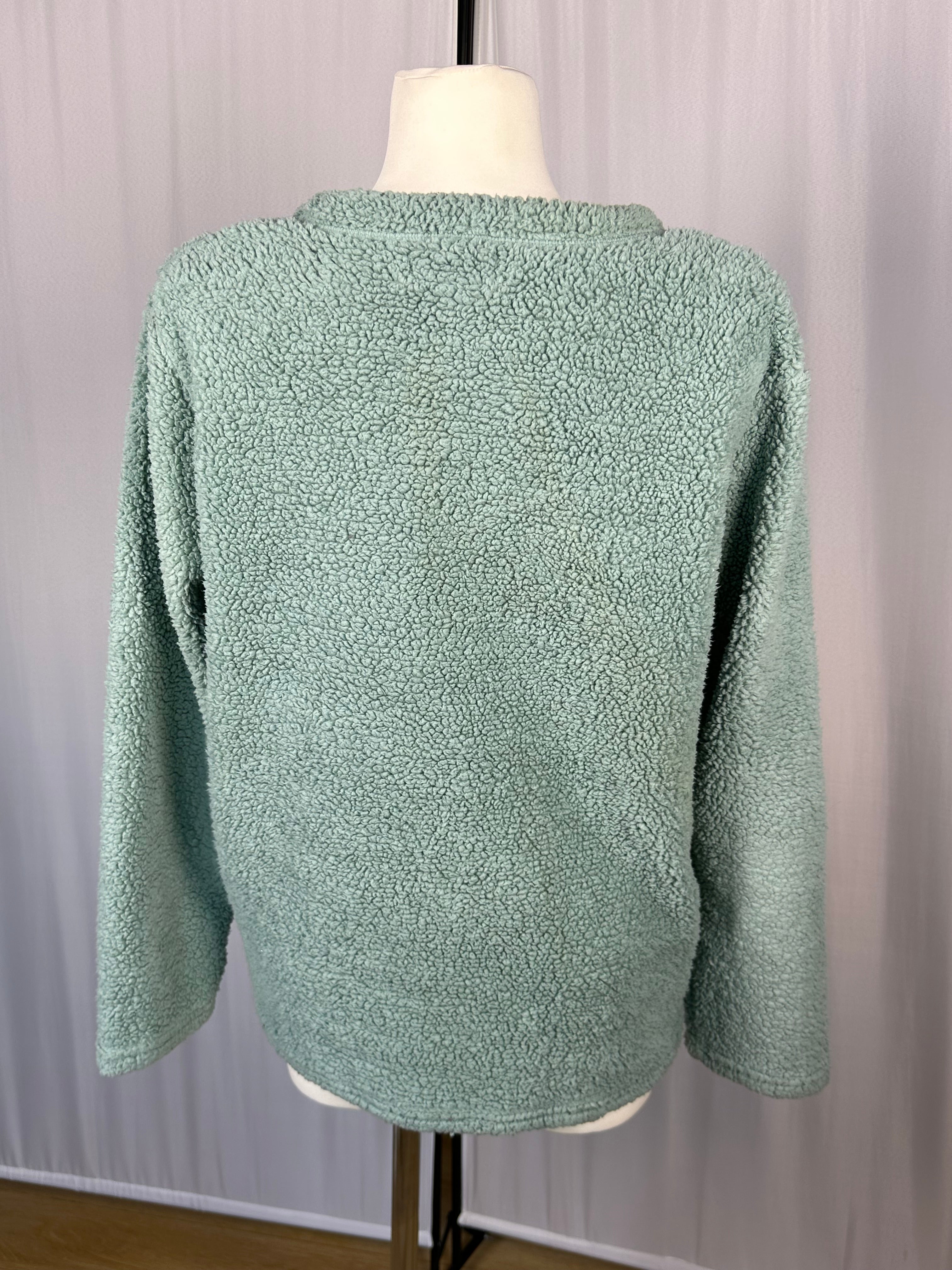 Sweter typu teddy