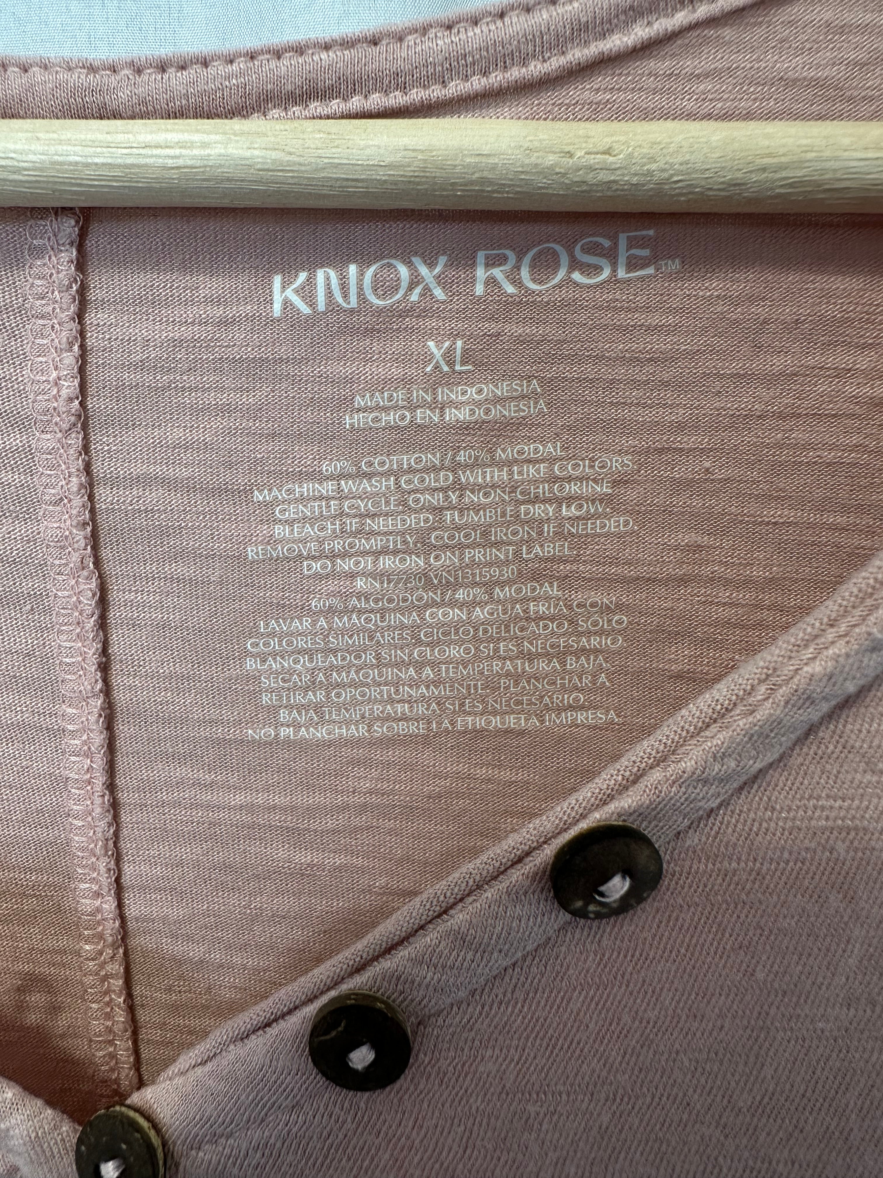t-shirt z guzikami knox rose
