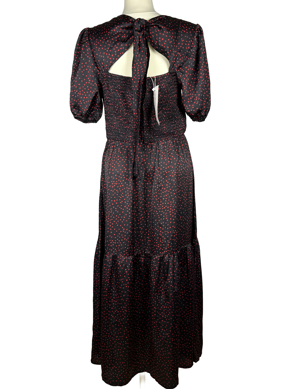 Czarna sukienka maxi w czerwone kropki