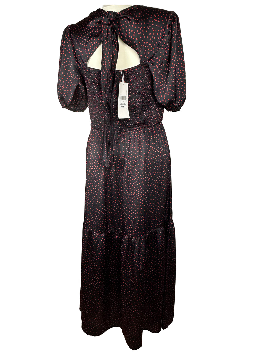 Czarna sukienka maxi w czerwone kropki